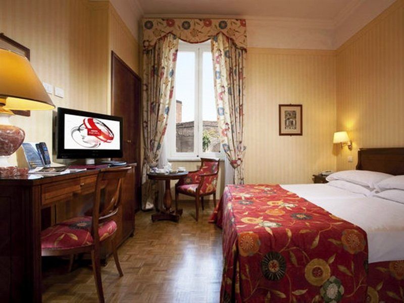 Victoria 4* Rom